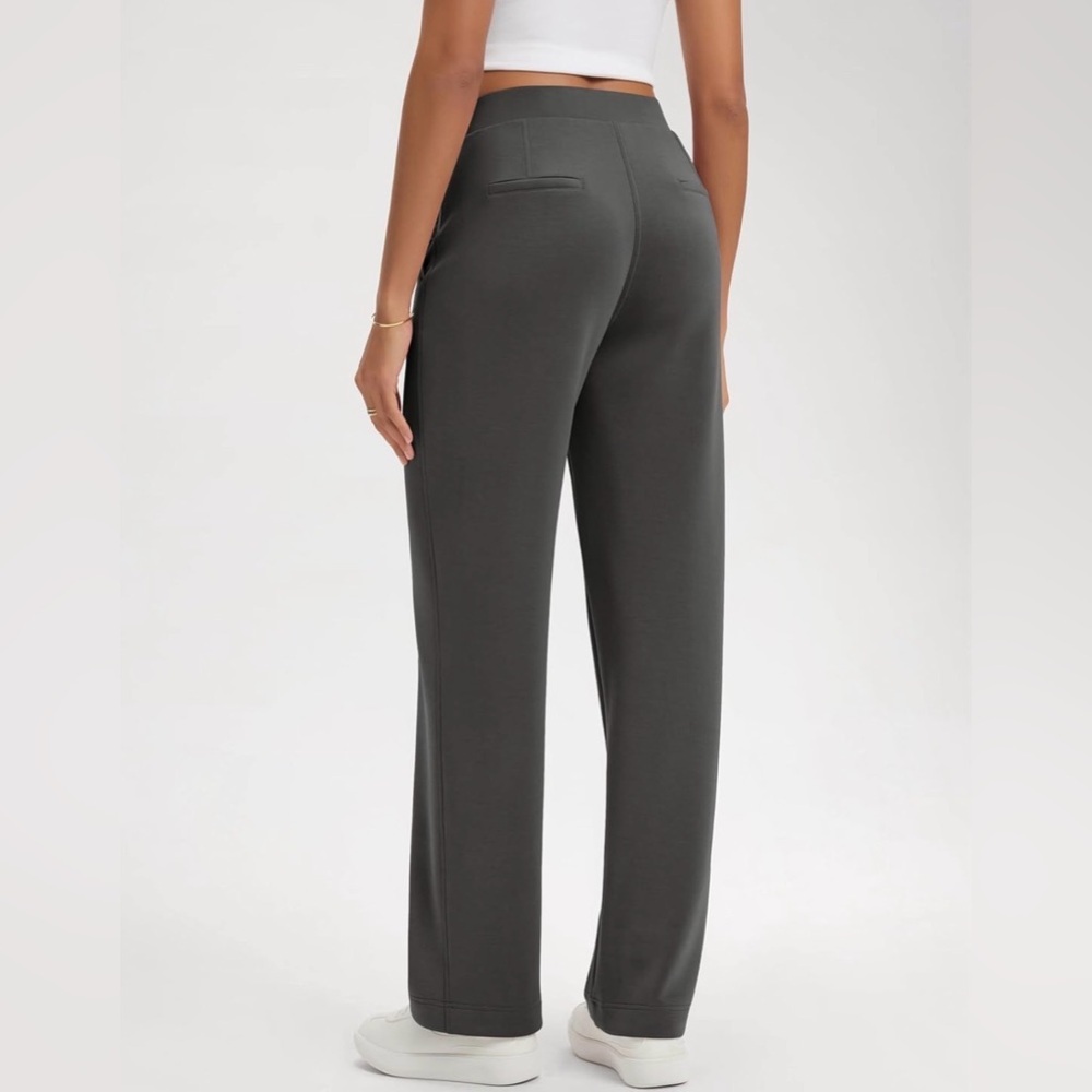 Chic Women's grey Trousers - Picture 2 of 10